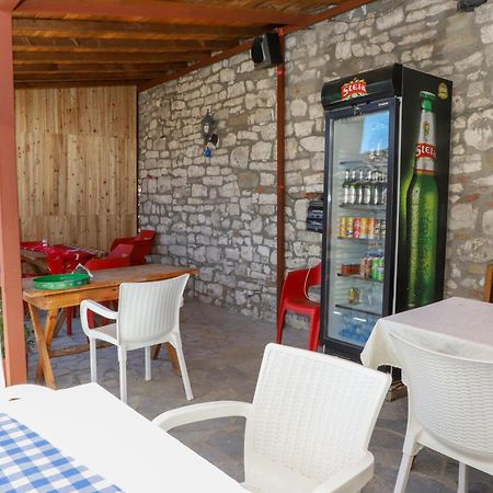 Guest House Vasili Berat Dış mekan fotoğraf