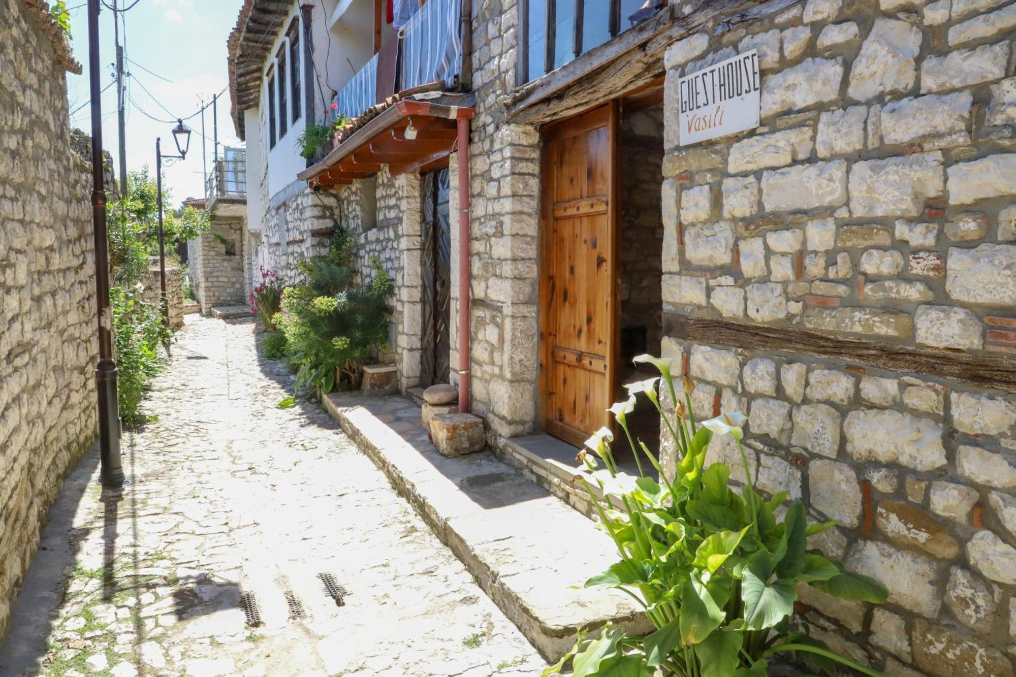 Guest House Vasili Berat Dış mekan fotoğraf