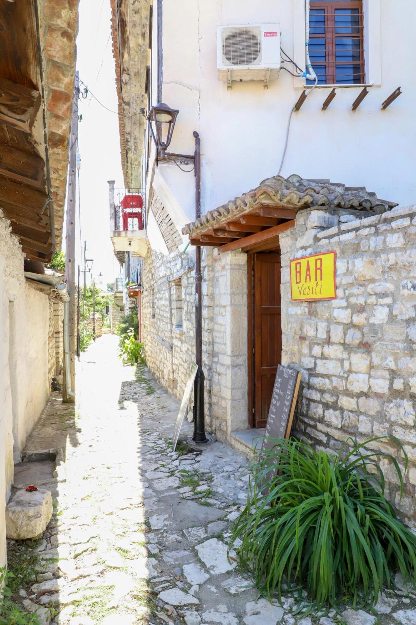 Guest House Vasili Berat Dış mekan fotoğraf